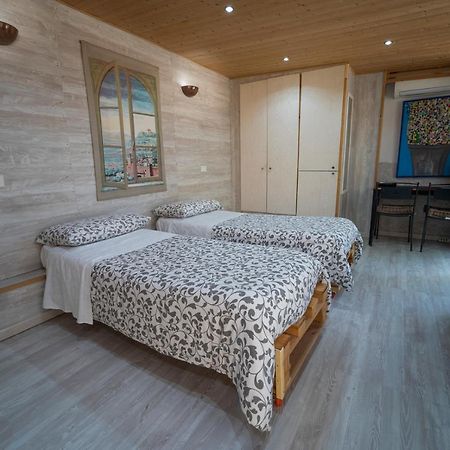 Bed and Breakfast Domus Vesuvia Torre Annunziata Esterno foto
