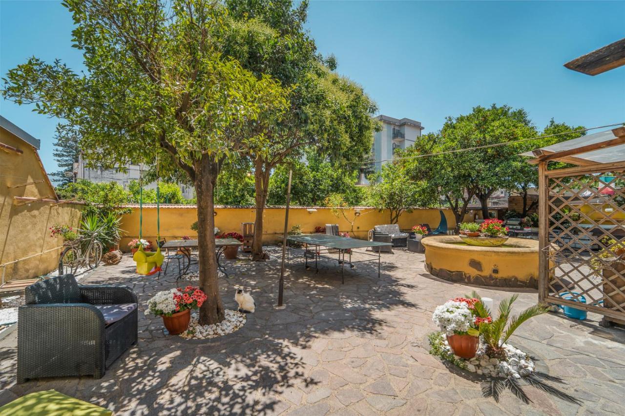 Bed and Breakfast Domus Vesuvia Torre Annunziata Esterno foto