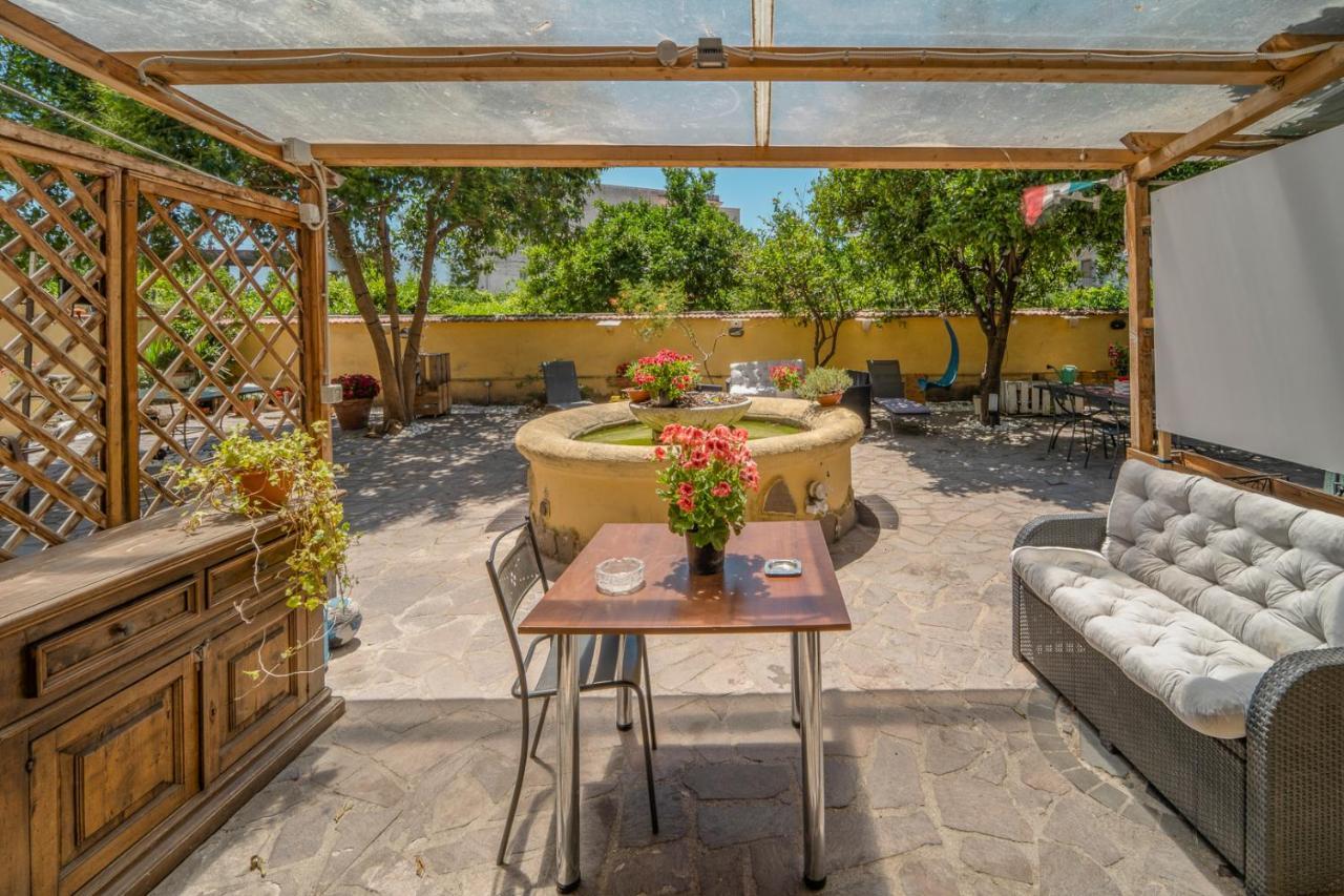Bed and Breakfast Domus Vesuvia Torre Annunziata Esterno foto